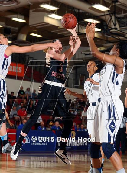 Thumbnail 3 in Oaks Christian vs Sierra Canyon (CIF SoCal Regional Division 4 Final) photogallery.