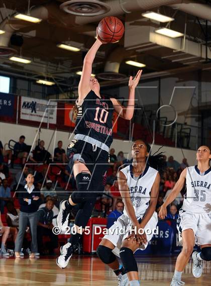 Thumbnail 1 in Oaks Christian vs Sierra Canyon (CIF SoCal Regional Division 4 Final) photogallery.