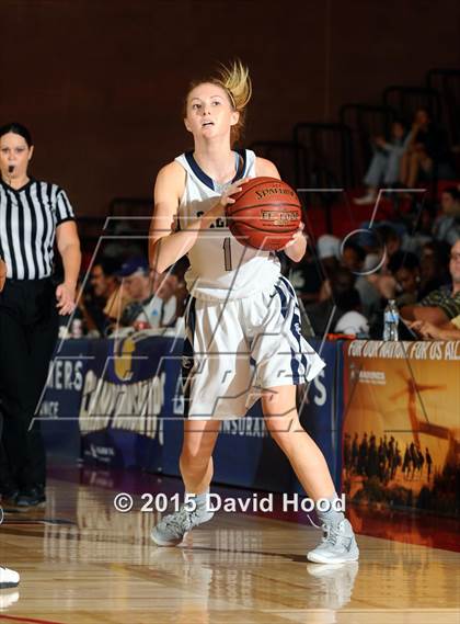 Thumbnail 2 in Oaks Christian vs Sierra Canyon (CIF SoCal Regional Division 4 Final) photogallery.