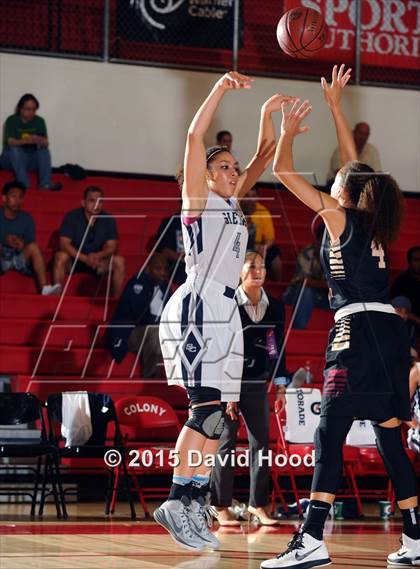 Thumbnail 3 in Oaks Christian vs Sierra Canyon (CIF SoCal Regional Division 4 Final) photogallery.