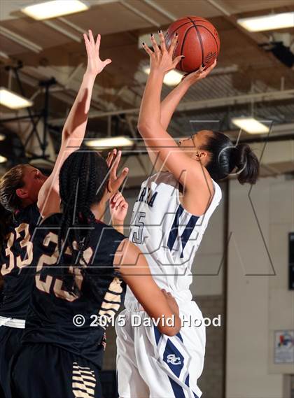 Thumbnail 1 in Oaks Christian vs Sierra Canyon (CIF SoCal Regional Division 4 Final) photogallery.
