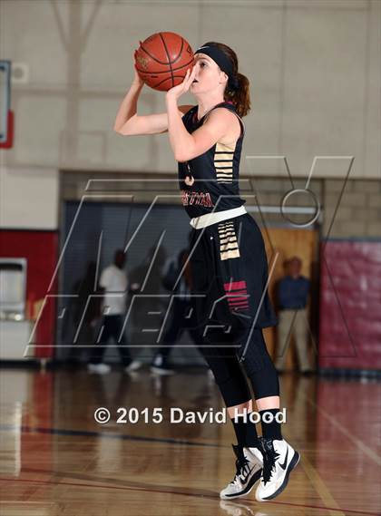 Thumbnail 1 in Oaks Christian vs Sierra Canyon (CIF SoCal Regional Division 4 Final) photogallery.