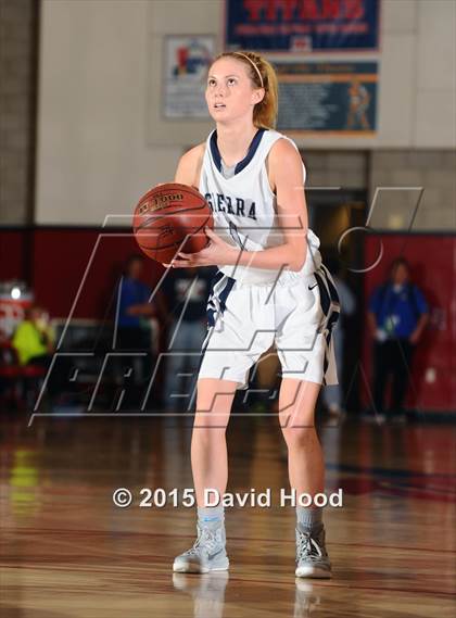 Thumbnail 2 in Oaks Christian vs Sierra Canyon (CIF SoCal Regional Division 4 Final) photogallery.