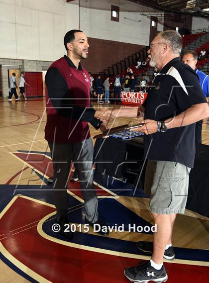 Thumbnail 3 in Oaks Christian vs Sierra Canyon (CIF SoCal Regional Division 4 Final) photogallery.