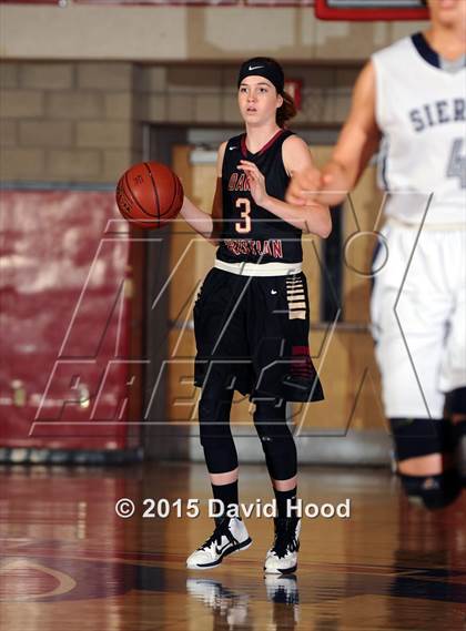 Thumbnail 2 in Oaks Christian vs Sierra Canyon (CIF SoCal Regional Division 4 Final) photogallery.