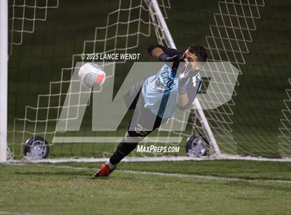 Thumbnail 2 in Glenwood Springs @ Golden (CHSAA 4A Second Round) photogallery.