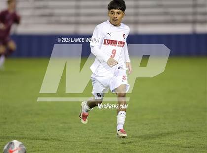 Thumbnail 2 in Glenwood Springs @ Golden (CHSAA 4A Second Round) photogallery.