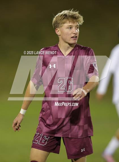 Thumbnail 3 in Glenwood Springs @ Golden (CHSAA 4A Second Round) photogallery.