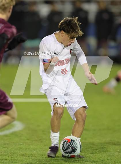 Thumbnail 1 in Glenwood Springs @ Golden (CHSAA 4A Second Round) photogallery.