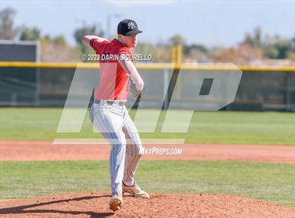Thumbnail 3 in Libertyville vs. Mountain View (Coach Bob Invitational) photogallery.