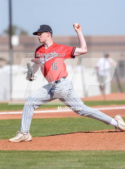 Thumbnail 2 in Libertyville vs. Mountain View (Coach Bob Invitational) photogallery.