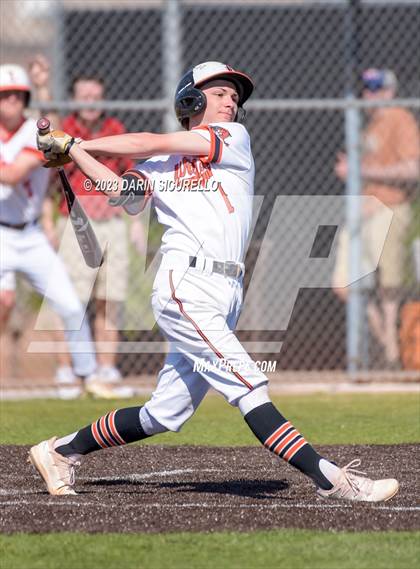 Thumbnail 1 in Libertyville vs. Mountain View (Coach Bob Invitational) photogallery.