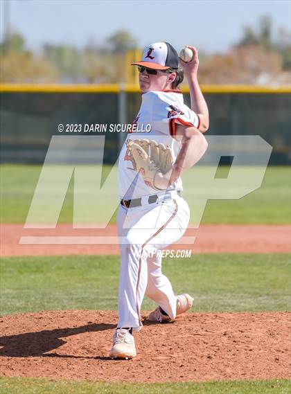 Thumbnail 2 in Libertyville vs. Mountain View (Coach Bob Invitational) photogallery.