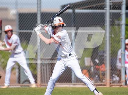 Thumbnail 3 in Libertyville vs. Mountain View (Coach Bob Invitational) photogallery.