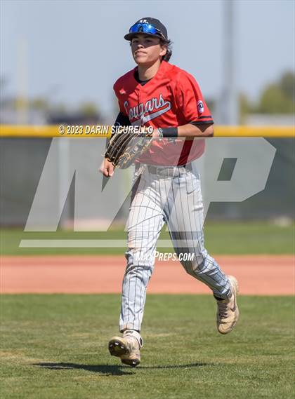 Thumbnail 2 in Libertyville vs. Mountain View (Coach Bob Invitational) photogallery.