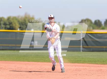 Thumbnail 3 in Libertyville vs. Mountain View (Coach Bob Invitational) photogallery.