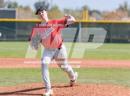 Thumbnail 3 in Libertyville vs. Mountain View (Coach Bob Invitational) photogallery.