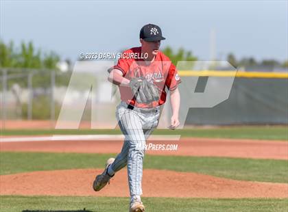 Thumbnail 3 in Libertyville vs. Mountain View (Coach Bob Invitational) photogallery.