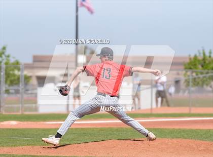 Thumbnail 3 in Libertyville vs. Mountain View (Coach Bob Invitational) photogallery.