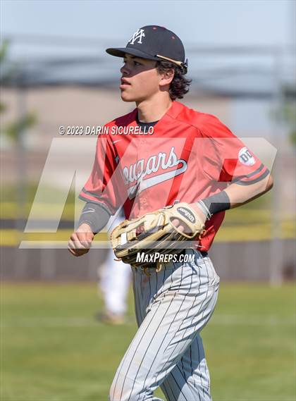 Thumbnail 2 in Libertyville vs. Mountain View (Coach Bob Invitational) photogallery.