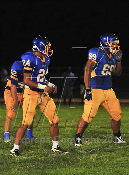 Thumbnail 3 in Elk Grove @ Del Campo photogallery.