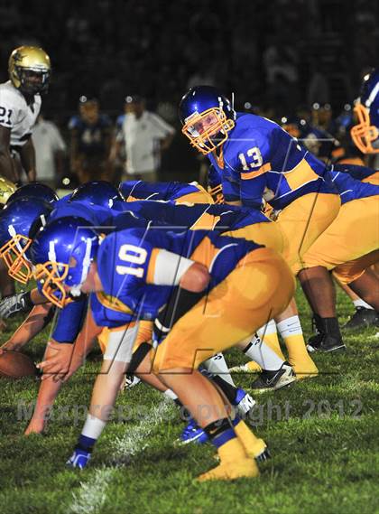 Thumbnail 3 in Elk Grove @ Del Campo photogallery.