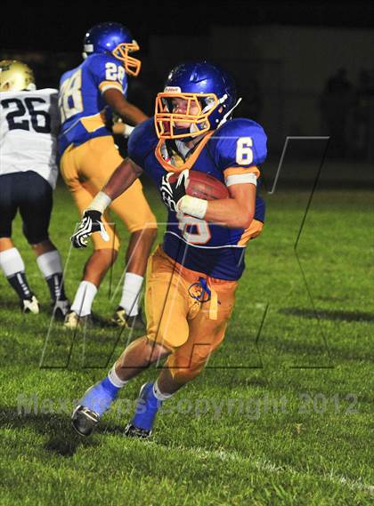 Thumbnail 3 in Elk Grove @ Del Campo photogallery.