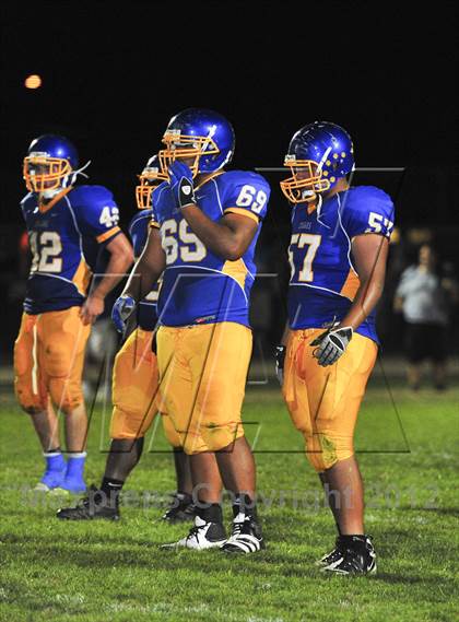 Thumbnail 3 in Elk Grove @ Del Campo photogallery.