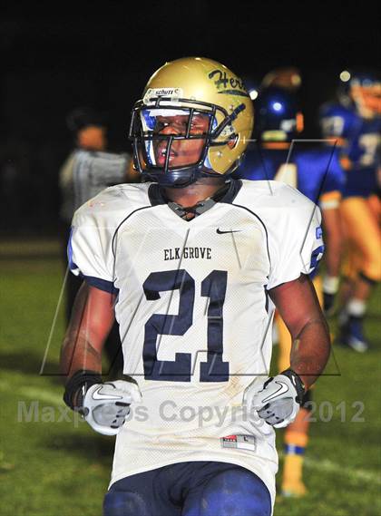 Thumbnail 2 in Elk Grove @ Del Campo photogallery.