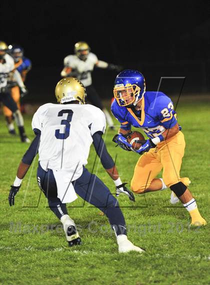 Thumbnail 1 in Elk Grove @ Del Campo photogallery.