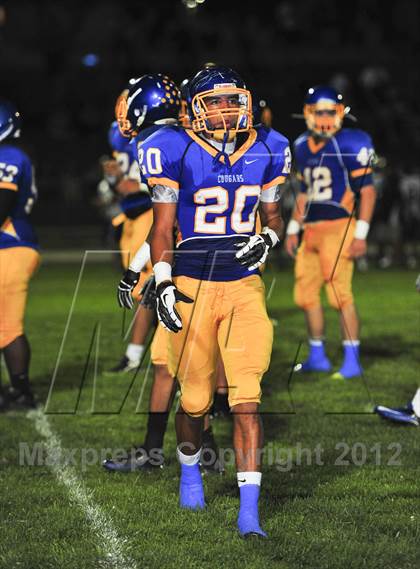 Thumbnail 2 in Elk Grove @ Del Campo photogallery.