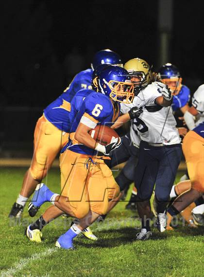 Thumbnail 3 in Elk Grove @ Del Campo photogallery.