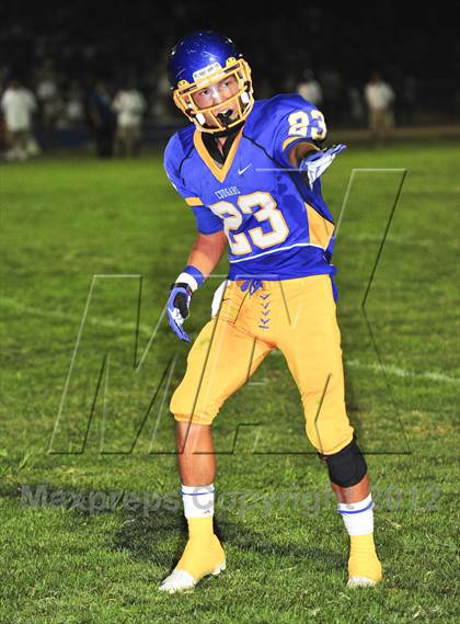 Thumbnail 1 in Elk Grove @ Del Campo photogallery.