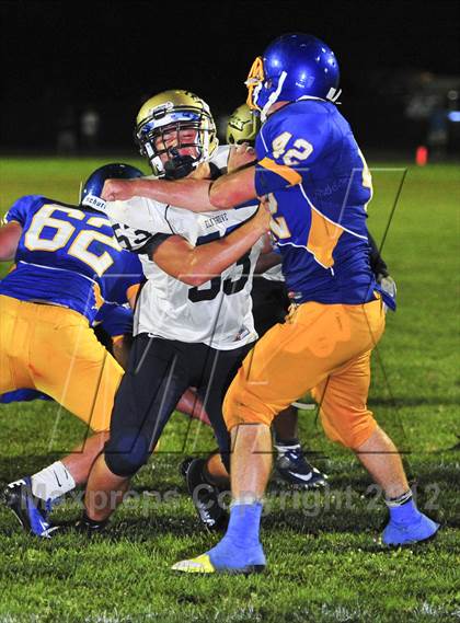 Thumbnail 2 in Elk Grove @ Del Campo photogallery.