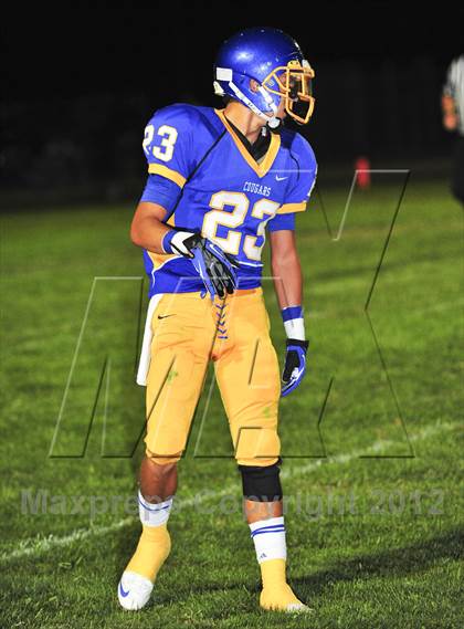 Thumbnail 1 in Elk Grove @ Del Campo photogallery.