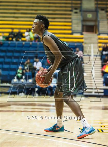 Thumbnail 3 in Moreau Catholic vs. Archbishop Mitty (MaxPreps MLK Classic) photogallery.