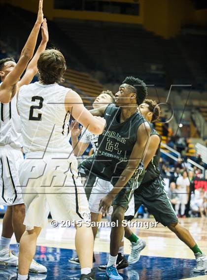 Thumbnail 2 in Moreau Catholic vs. Archbishop Mitty (MaxPreps MLK Classic) photogallery.