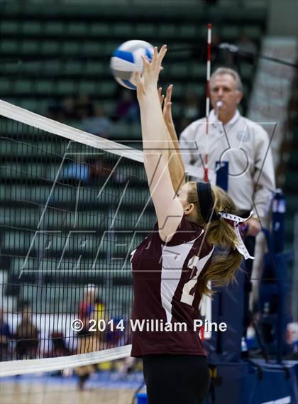 Thumbnail 3 in Haldane vs. Portville (NYSPHSAA Class D Final) photogallery.