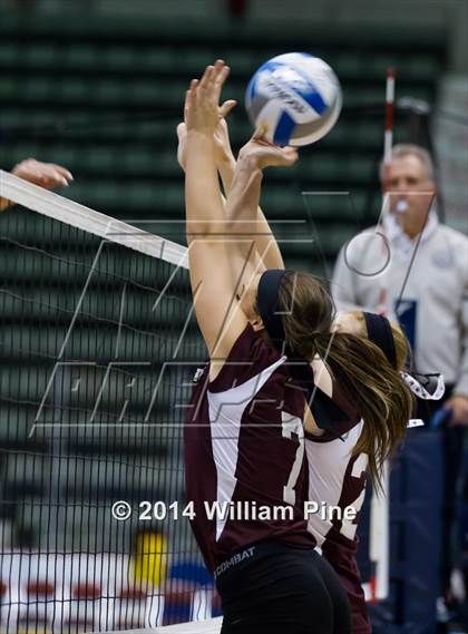 Thumbnail 3 in Haldane vs. Portville (NYSPHSAA Class D Final) photogallery.