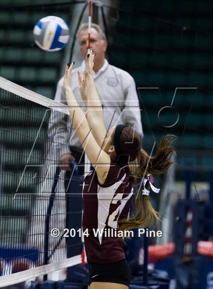 Thumbnail 1 in Haldane vs. Portville (NYSPHSAA Class D Final) photogallery.
