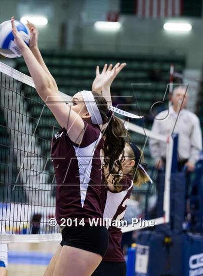 Thumbnail 3 in Haldane vs. Portville (NYSPHSAA Class D Final) photogallery.