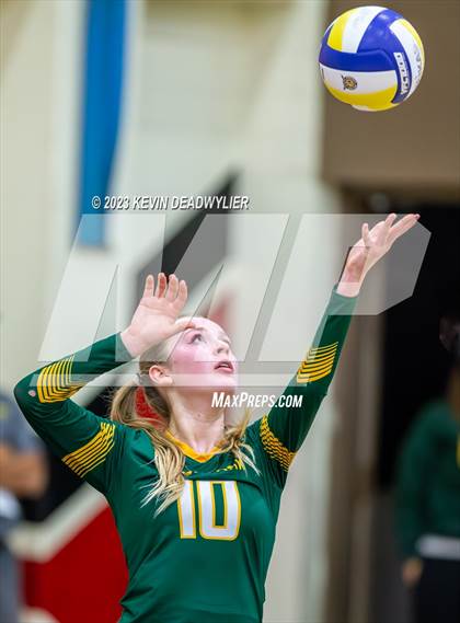 Thumbnail 1 in Glendale vs Moorpark (CIF SS Division 6 Final) photogallery.