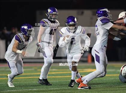 Thumbnail 2 in Puyallup vs. Mount Si (WIAA 4A Quarterfinal) photogallery.