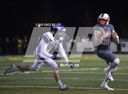 Thumbnail 1 in Puyallup vs. Mount Si (WIAA 4A Quarterfinal) photogallery.