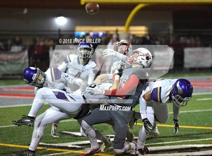 Thumbnail 2 in Puyallup vs. Mount Si (WIAA 4A Quarterfinal) photogallery.