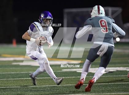 Thumbnail 1 in Puyallup vs. Mount Si (WIAA 4A Quarterfinal) photogallery.