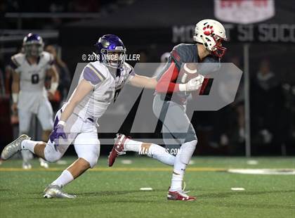 Thumbnail 3 in Puyallup vs. Mount Si (WIAA 4A Quarterfinal) photogallery.