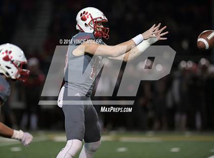 Thumbnail 2 in Puyallup vs. Mount Si (WIAA 4A Quarterfinal) photogallery.
