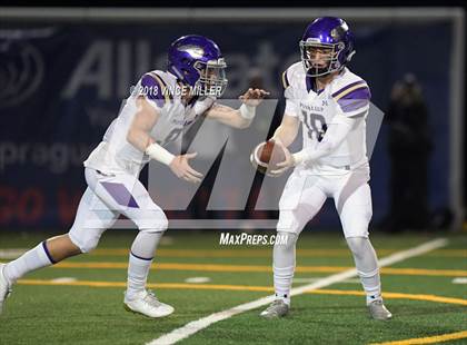 Thumbnail 2 in Puyallup vs. Mount Si (WIAA 4A Quarterfinal) photogallery.