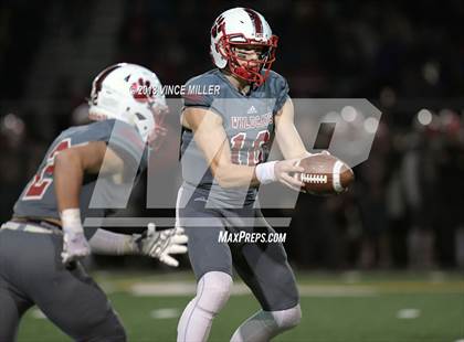 Thumbnail 3 in Puyallup vs. Mount Si (WIAA 4A Quarterfinal) photogallery.